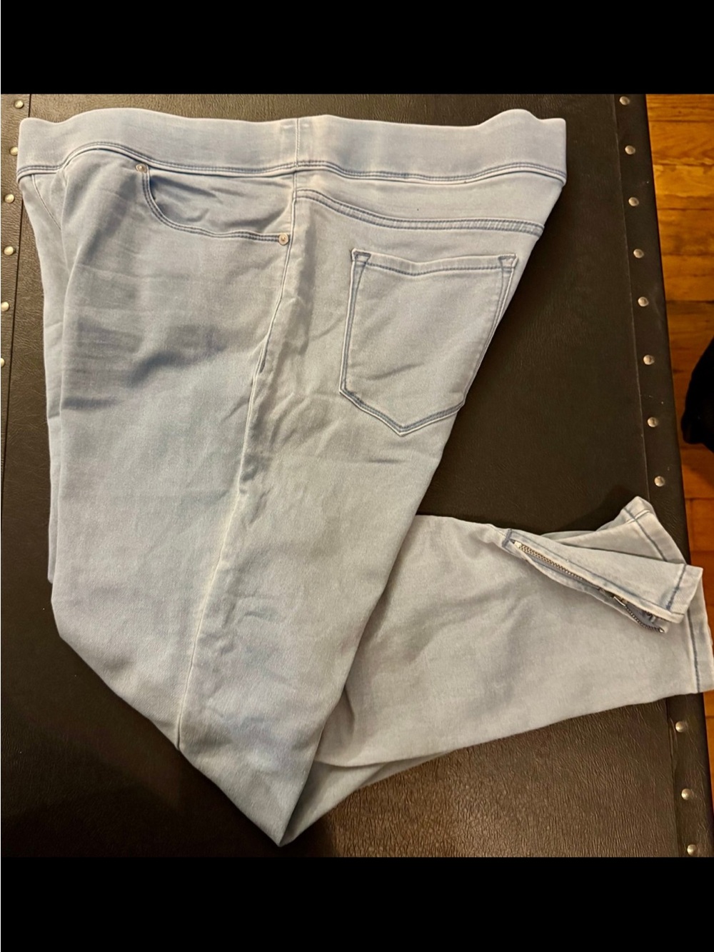 Martha Women's Light Wash Zipper Ankle Jeans Size 16P